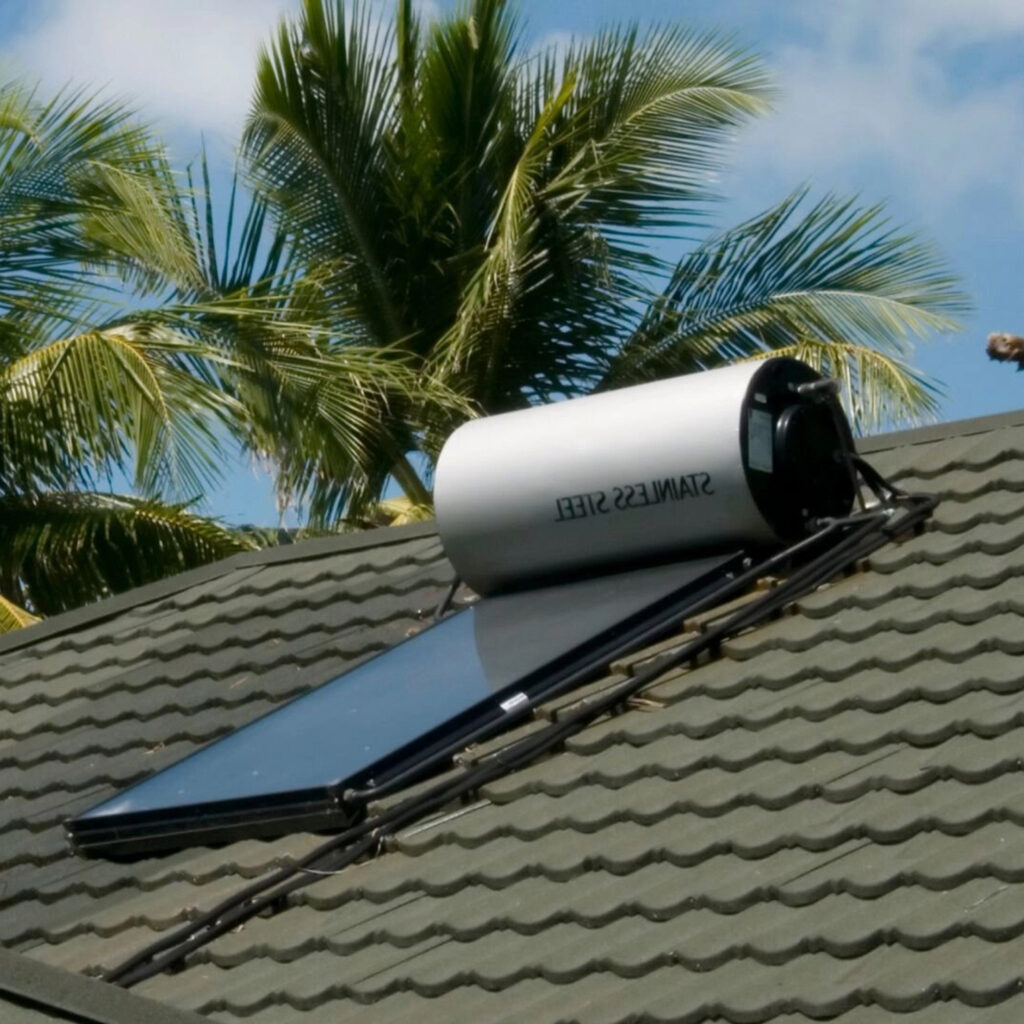 solar hot water installed on roof 1 (1)